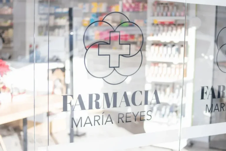 Farmacia María Reyes en Olivares