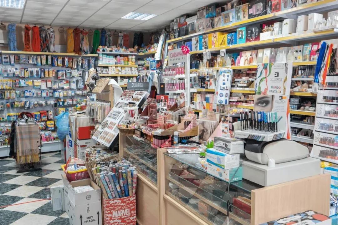 Bazar Arcoiris en Olivares