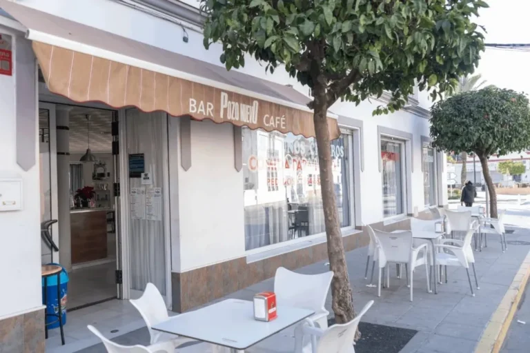 Cafetería Pozo Nuevo en Olivares