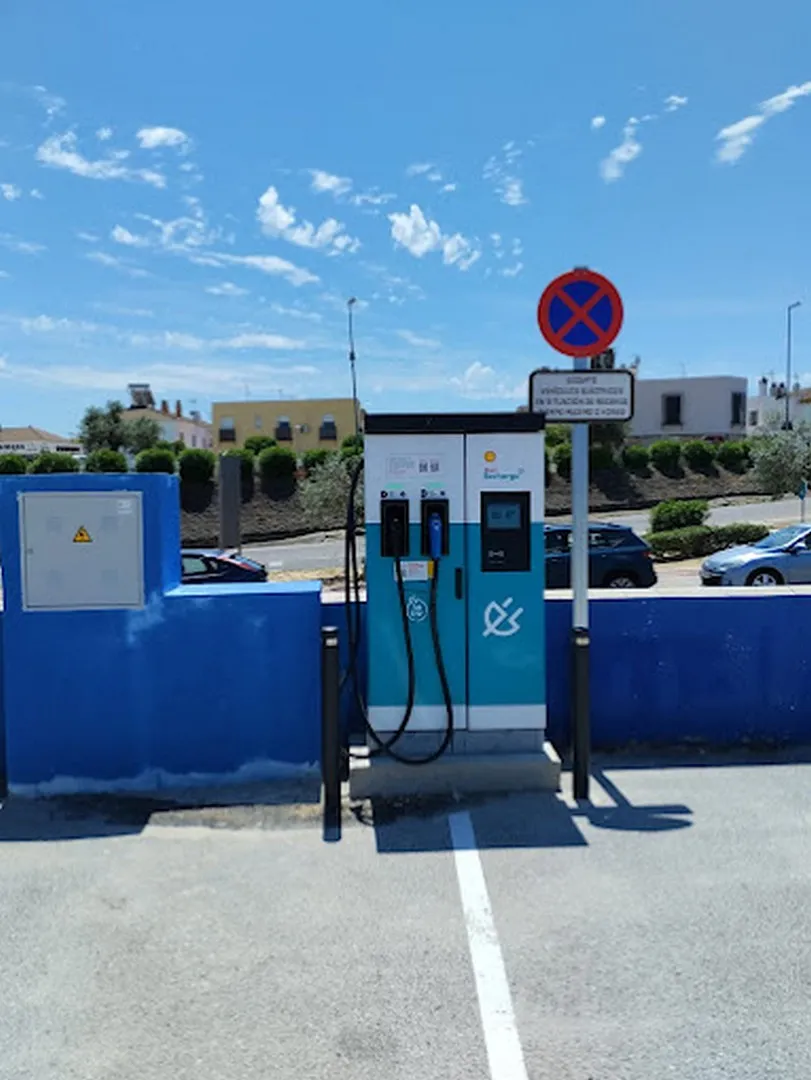 Punto de carga Shell Recharge en Olivares