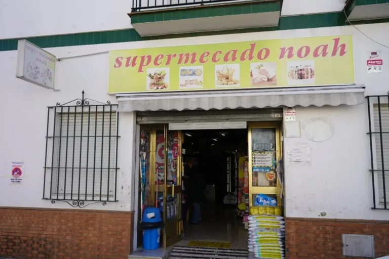 Supermercado Noah en Olivares