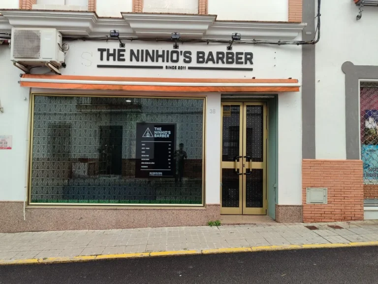 The Ninhio´s Barber en Olivares