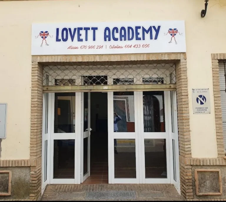Lovett Academy en Olivares